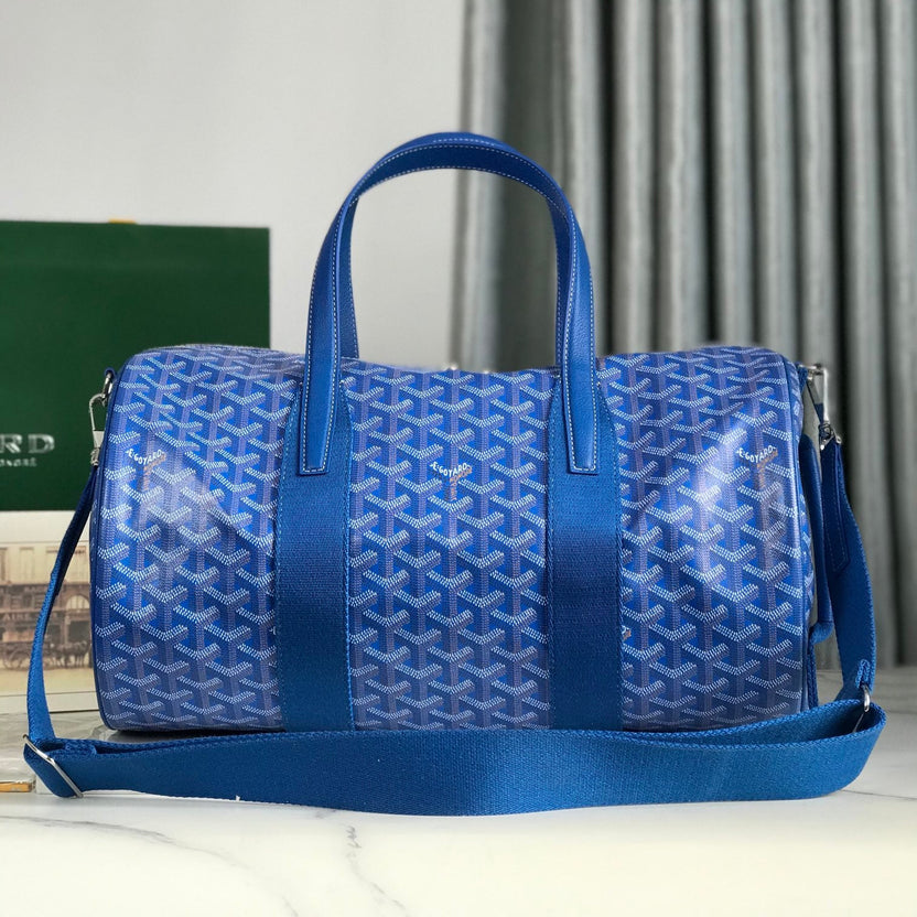 BARREL STYLE SPORTS TRAVEL BAG - 40cm